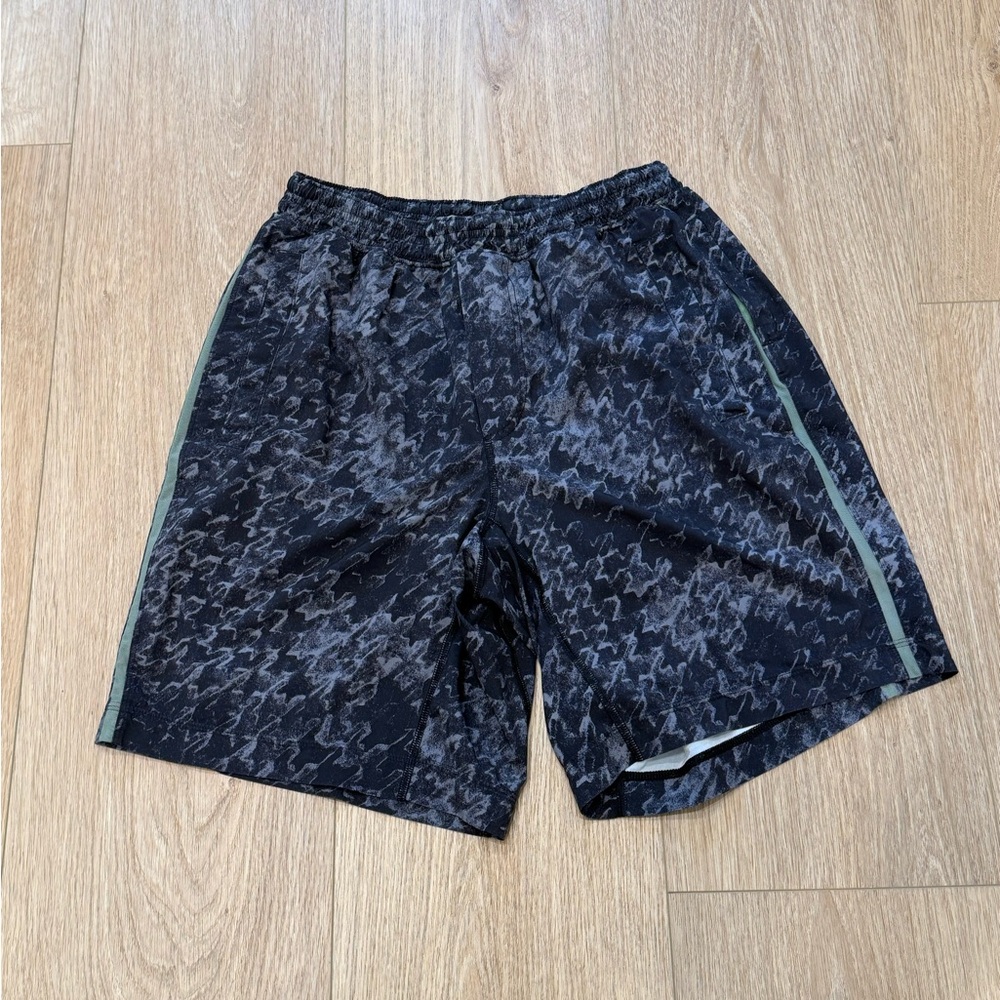 lululemon Pacebreaker Shorts Lined